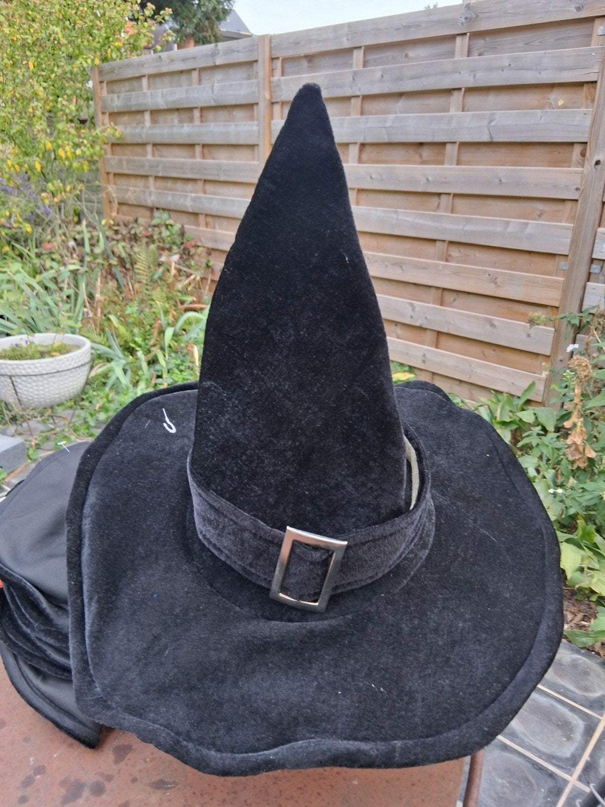 chapeau de sorcière en velours d'Halloween, Enlèvement, Neuf