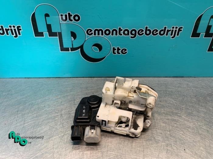 Serrure portière mécanique 4portes arrière droite d'un Ho, Honda, -, 3 mois de garantie, Utilisé