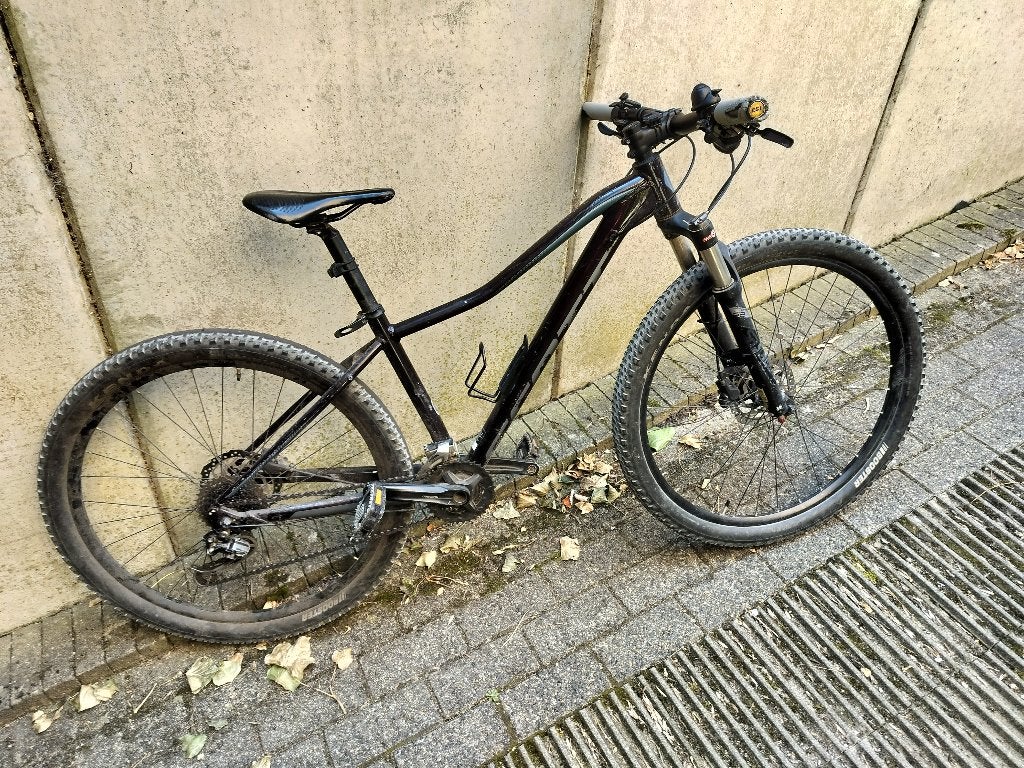 Zwarte mountainbike, Gebruikt, Hardtail, Heren, Schijfrem