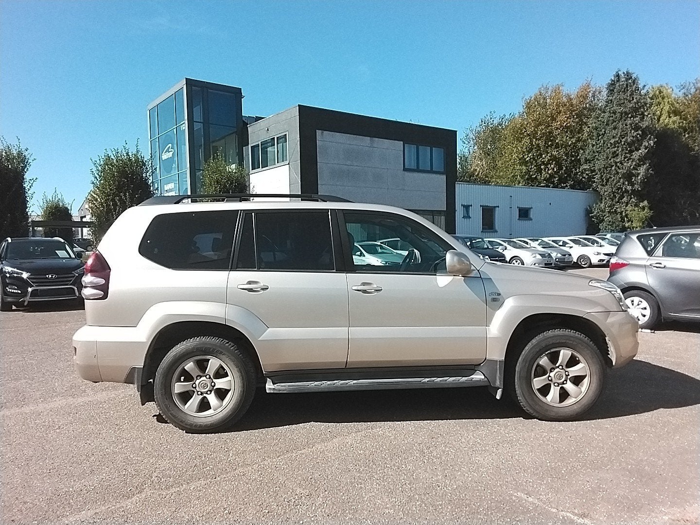TOYOTA landcruiser 4 X4 (lichte vracht), Auto's, Automaat, Parkeersensor, 2800 kg, Leder