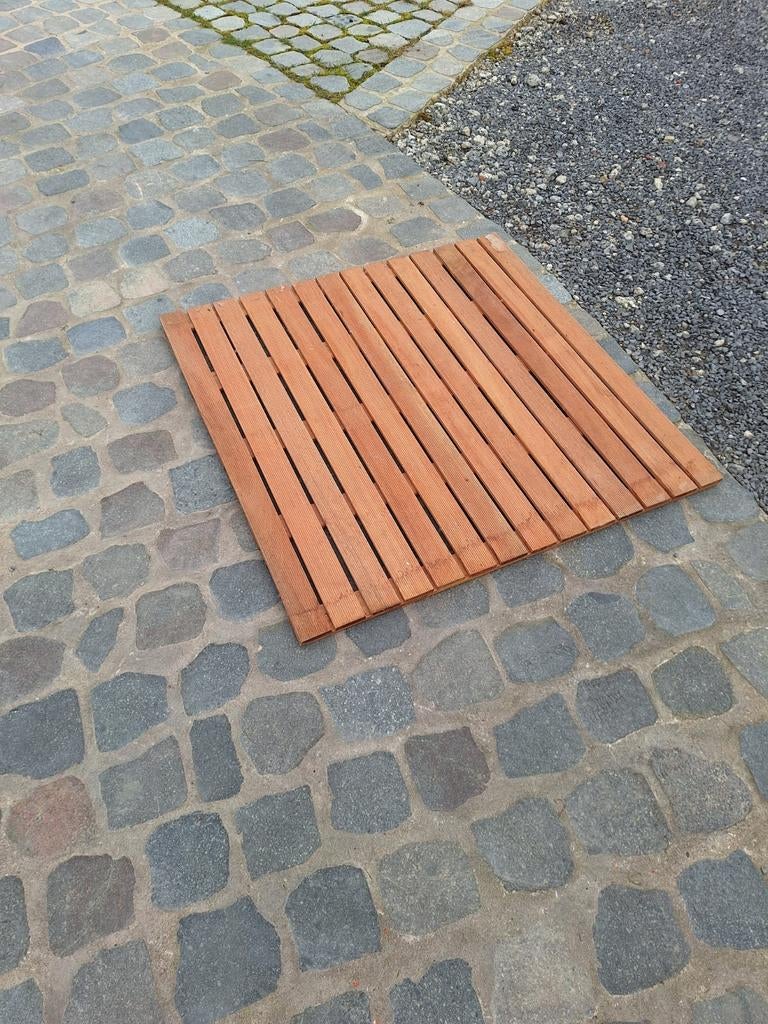 Houten terrastegels 1m x1m, Ophalen