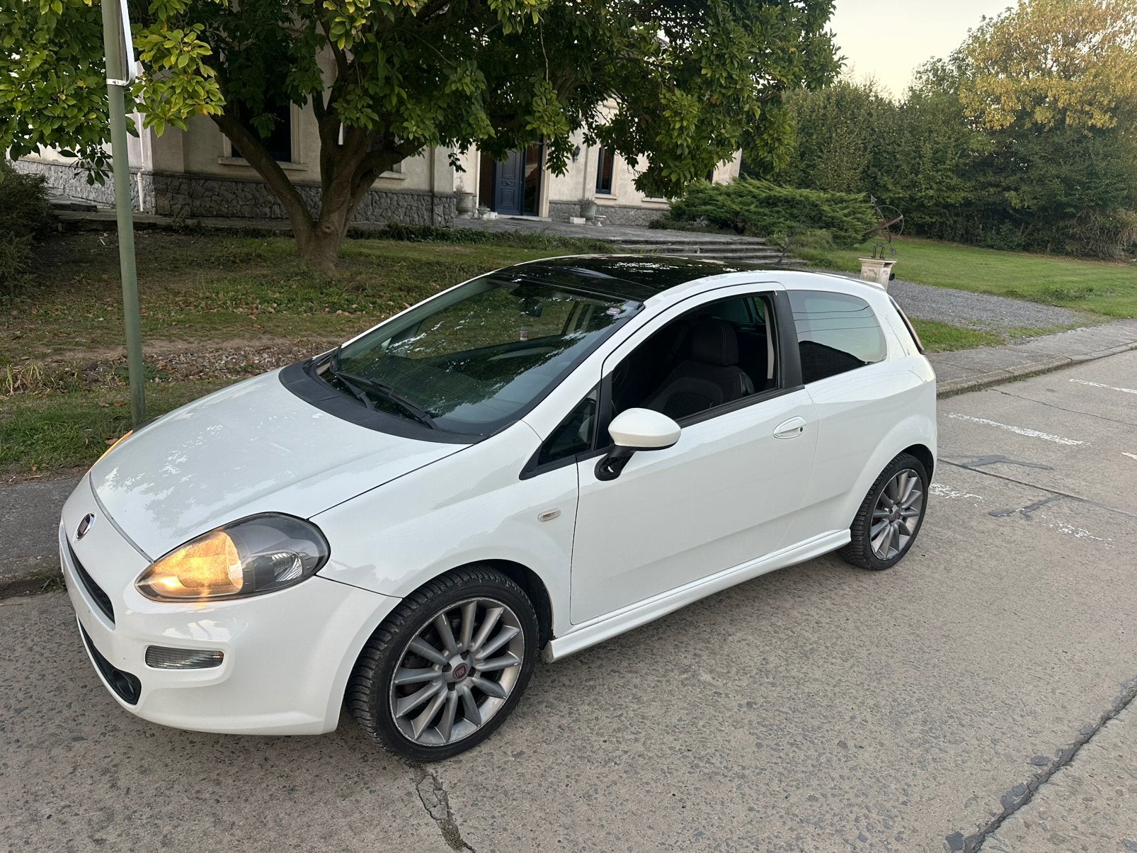 Fiat punto evo 1.3 diesel euro 5, Autos, Euro 5, Achat, Diesel, Particulier