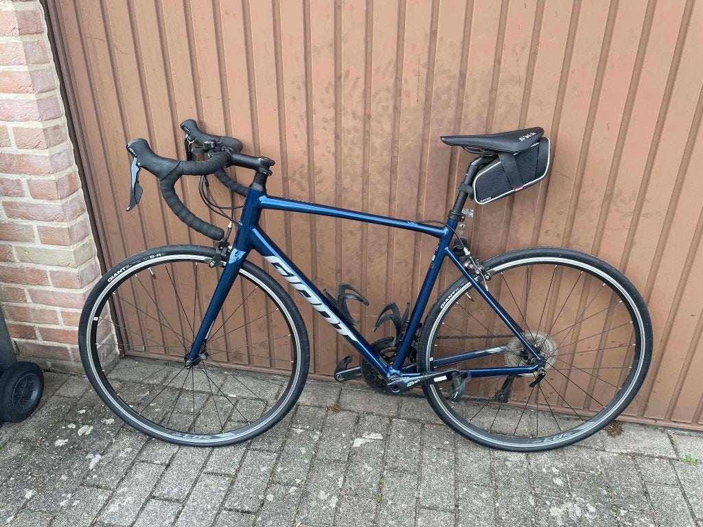 Giant Contend 1 Koersfiets Racefiets Medium-Large, 28 inch, Aluminium, Zo goed als nieuw, Meer dan 20 versnellingen
