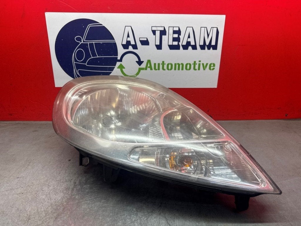 PHARE / OPTIQUE AVANT DROIT Nissan Primastar, Autos : Pièces & Accessoires, Germany@nissan-services.eu, Kronenweg 38
50389  Wesseling, DE