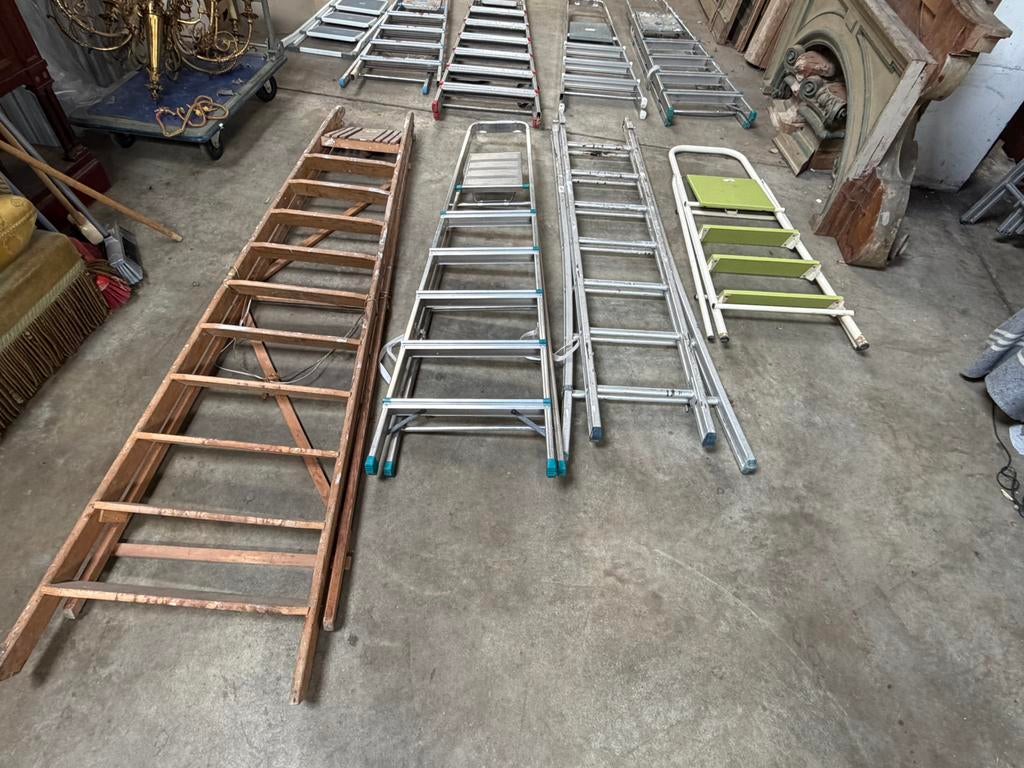 Lot de 9 échelles, Enlèvement, Utilisé
