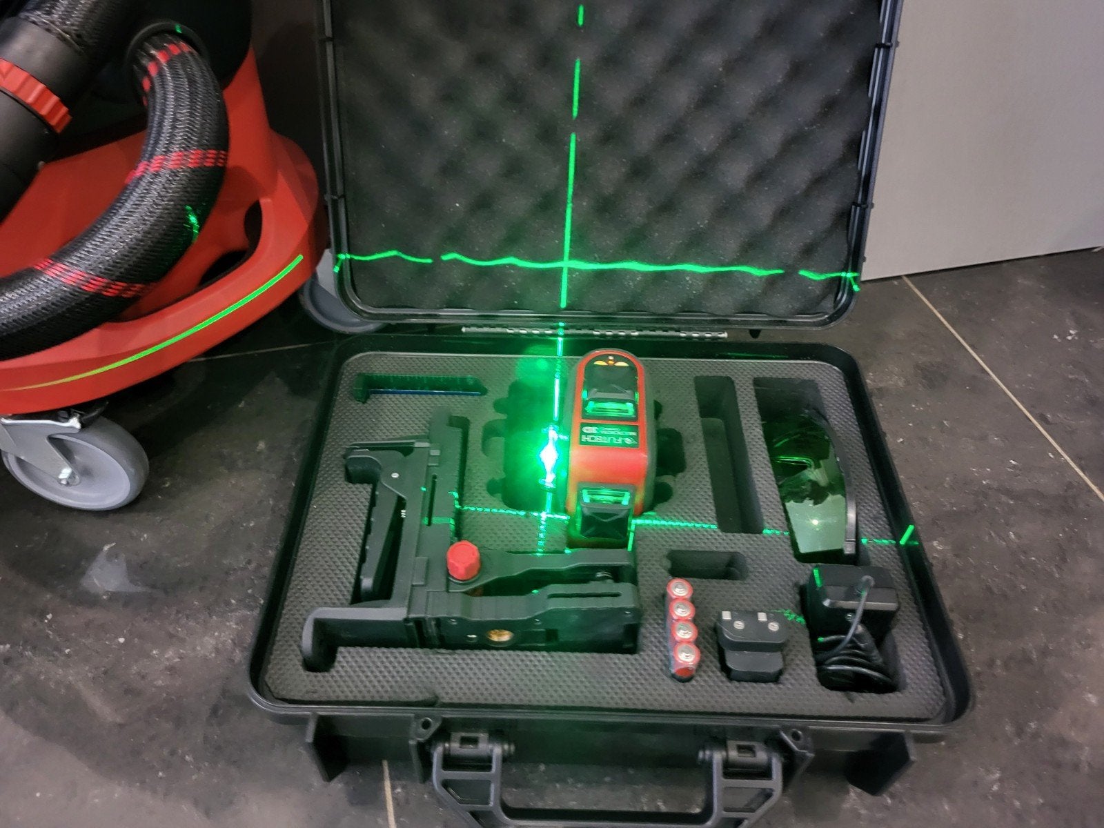 laser futech vert, Enlèvement, Comme neuf