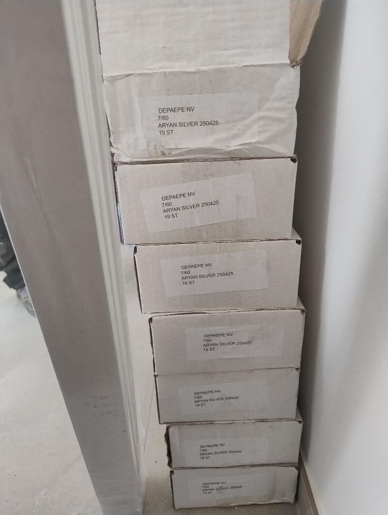 Keramische plinten 125 stuks, Ophalen, Hardsteen, Nieuw, Minder dan 100 cm