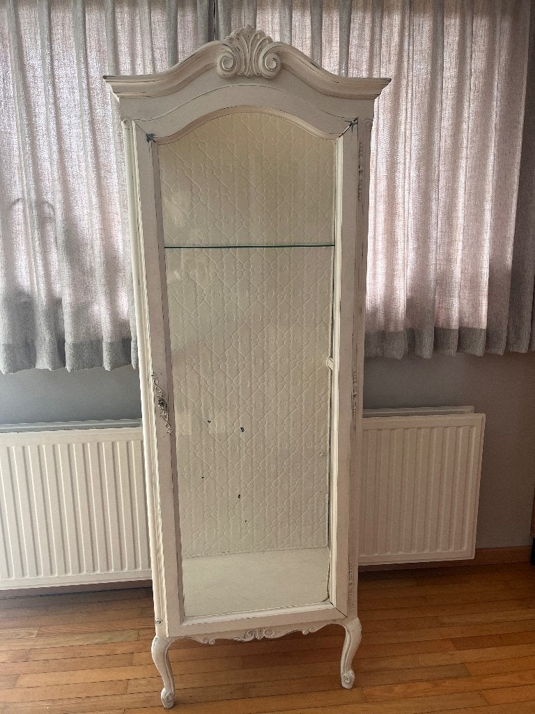 Antieke kast, Ophalen