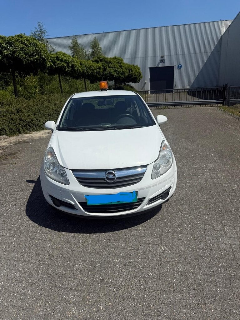 Opel Corsa Véhicule de signalisation, climatisation 99000 km, Autos, Opel, Boîte manuelle, 5 portes, Particulier, 1000 kg