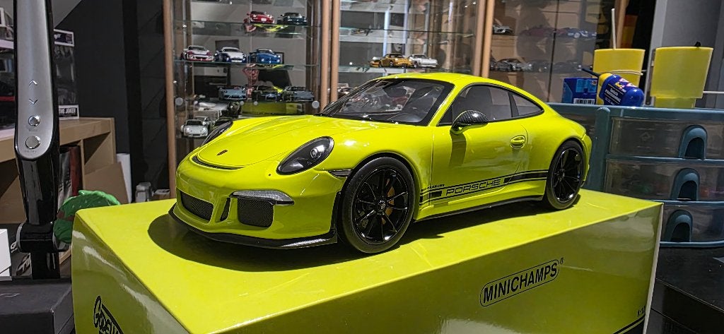 Porsche 991 R Godehardt 1/12 Minichamps, Enlèvement ou Envoi, Comme neuf, 1:9 à 1:12, Voiture