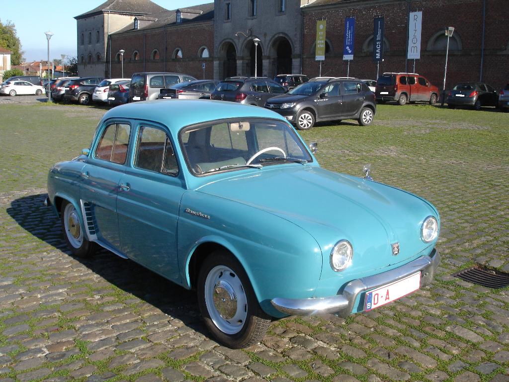 RENAULT Dauphine, Autos, Achat, 4 portes, 630 kg, Boîte manuelle