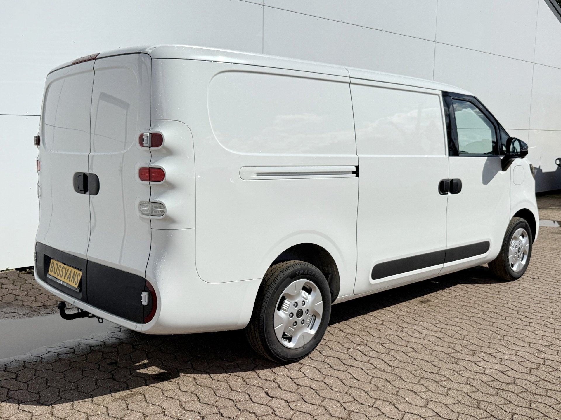 Maxus eDeliver 5 64kWh 163PK Elektrisch! L1H1 335KM WLTP 360, Autos, Achat, 6 portes, Entreprise, 3 places