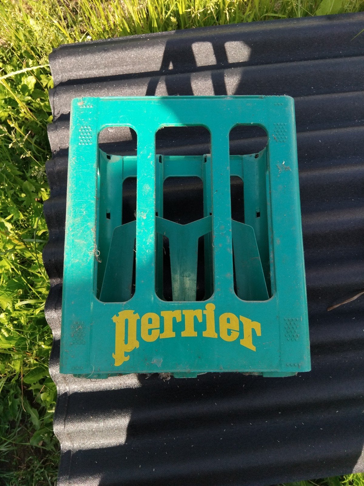 casier/caisse Perrier vintage, Antiquités & Art, Enlèvement ou Envoi