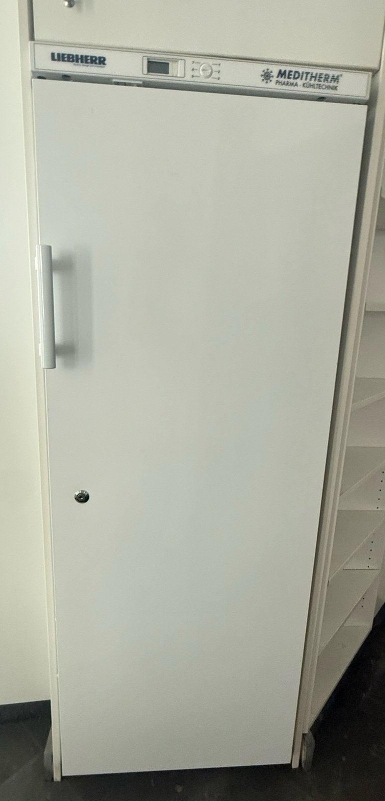 Frigo médical professionnel — Liebherr/Mediterm Pharma, Electroménager, Enlèvement