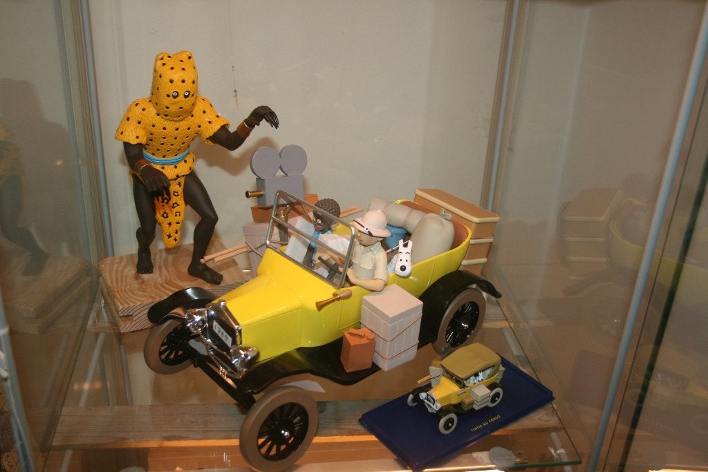 VOITURE TINTIN AU CONGO 1/12 PLUS L HOMME LEOPARD, Ophalen, Nieuw