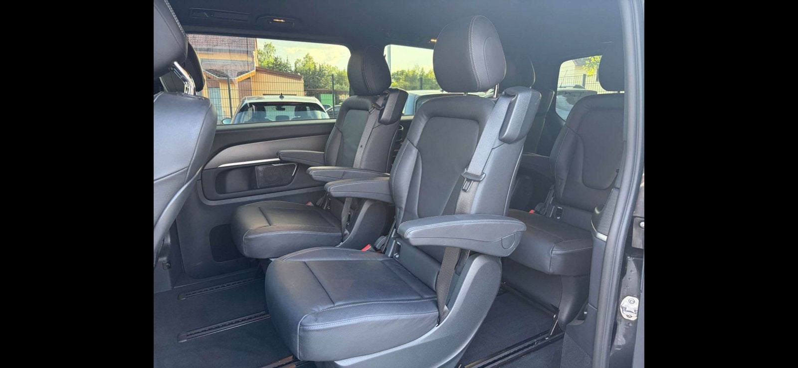 4 stoelen Mercedes V-Klasse W447 (2023) leder, met armsteun, Ophalen