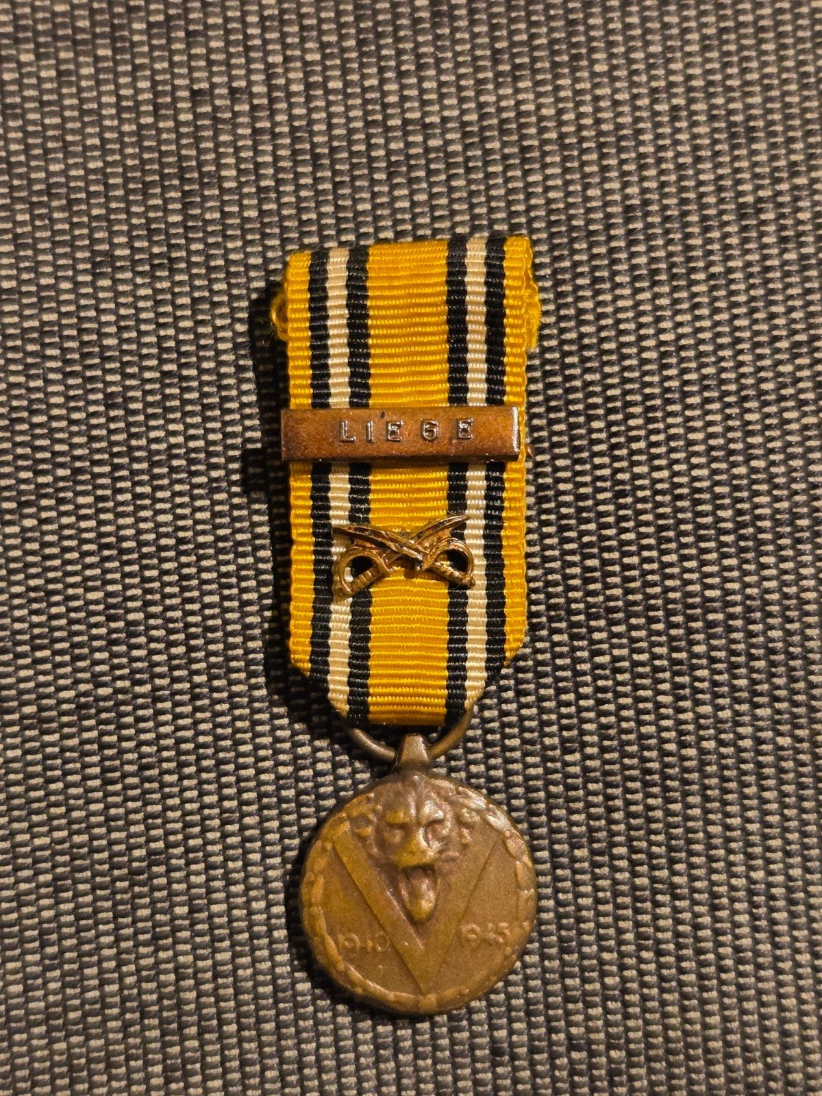 miniatuur medaille Liege, Verzenden
