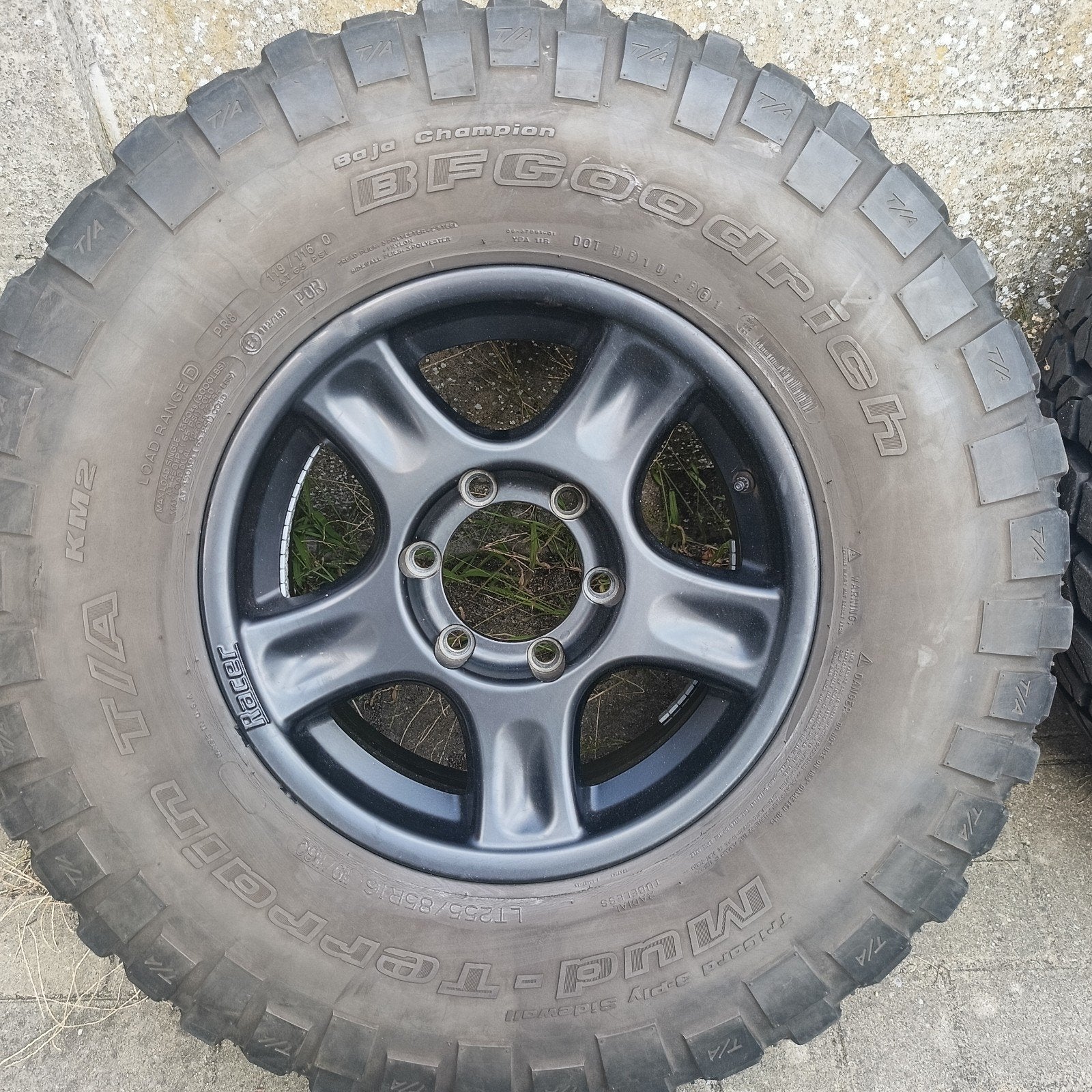 4x4 - 6x139.7 - 255/85R16 119/116Q, Autos : Pièces & Accessoires, Pneus et Jantes, 16 pouces, Enlèvement, Utilisé
