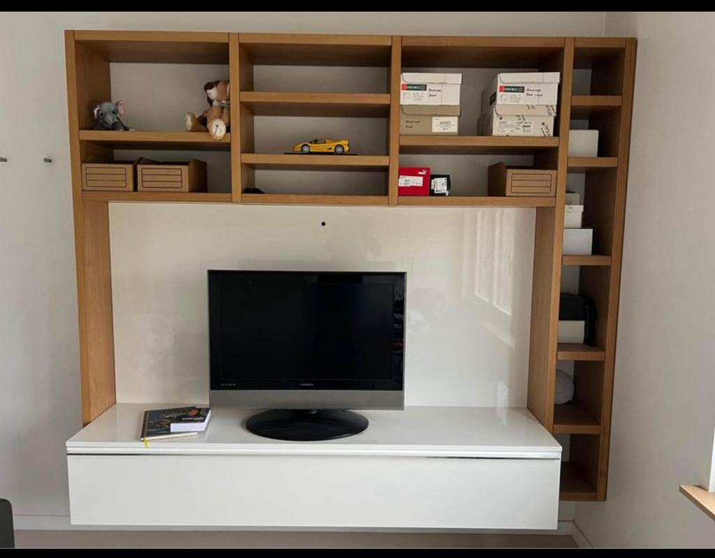 Tv-meubel ( hoogwaardige materialen), Chêne, 250 à 300 cm, Comme neuf, Avec abattant(s)