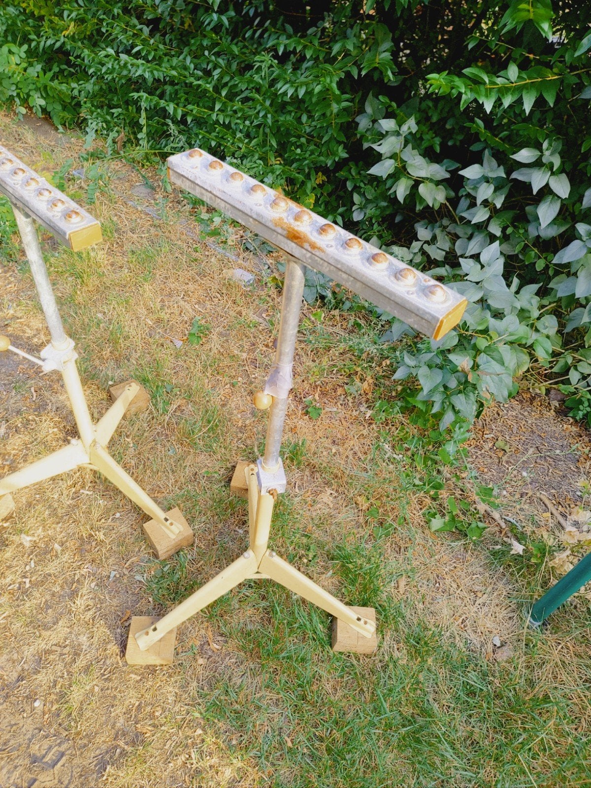 Set van 2 Kogelrollenbokken / Werkplaatssteunen (Opknappers), Doe-het-zelf en Bouw, Overige Doe-Het-Zelf en Bouw, Ophalen