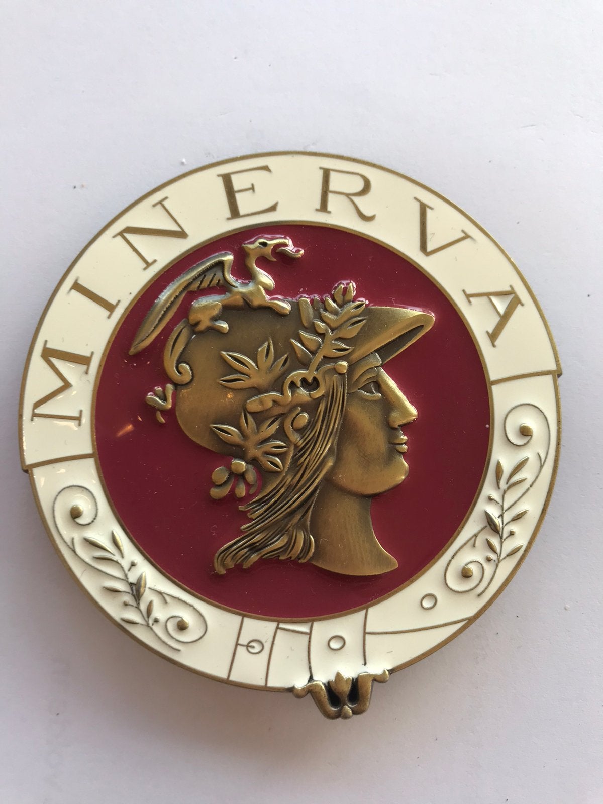 Badge publicitaire en émail Minerva pour voiture, Collections, Enlèvement ou Envoi, Comme neuf, Panneau publicitaire