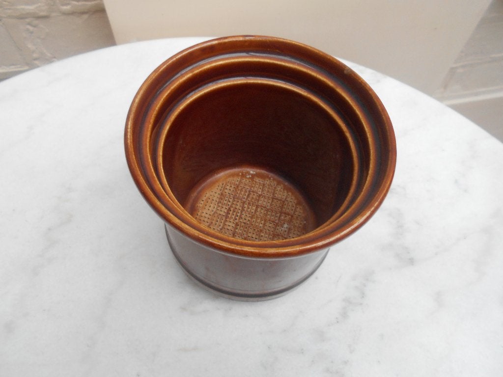 ancien filtre à café en ceramique, Maison & Meubles, Enlèvement ou Envoi, Utilisé, Poterie, Autres types