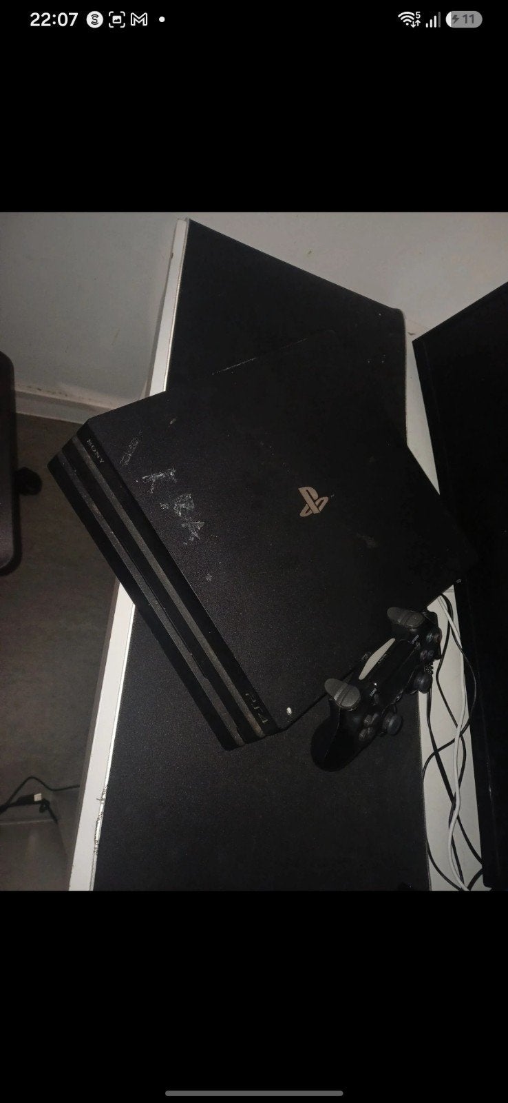 ps4 pro + 9 jeux ps4 et une manette ps4, 500 GB, Avec 1 manette, Enlèvement, Utilisé
