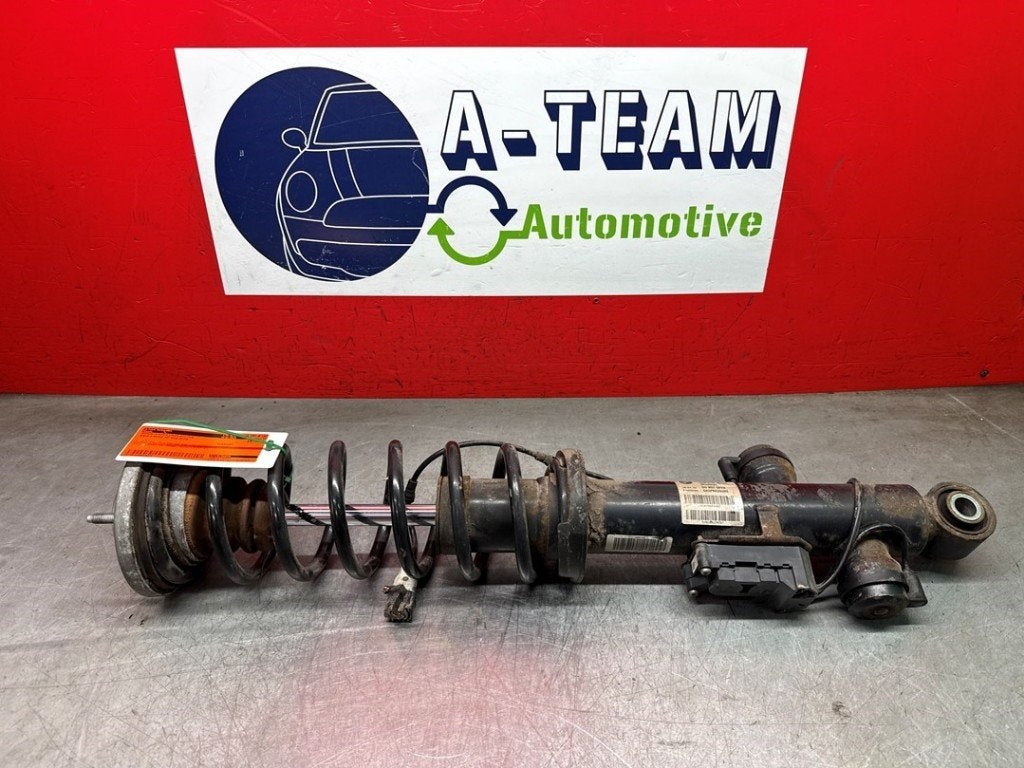 SCHOKBREKER LINKS ACHTER BMW 5 serie (F10) (01-2009/10-2016), Gebruikt, BMW, Petuelring 130
80809  München, DE, Bayerische Motoren Werke AG
