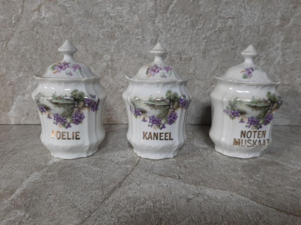 Pots à épices en porcelaine de 12 cm de haut 3 pièces, Enlèvement ou Envoi