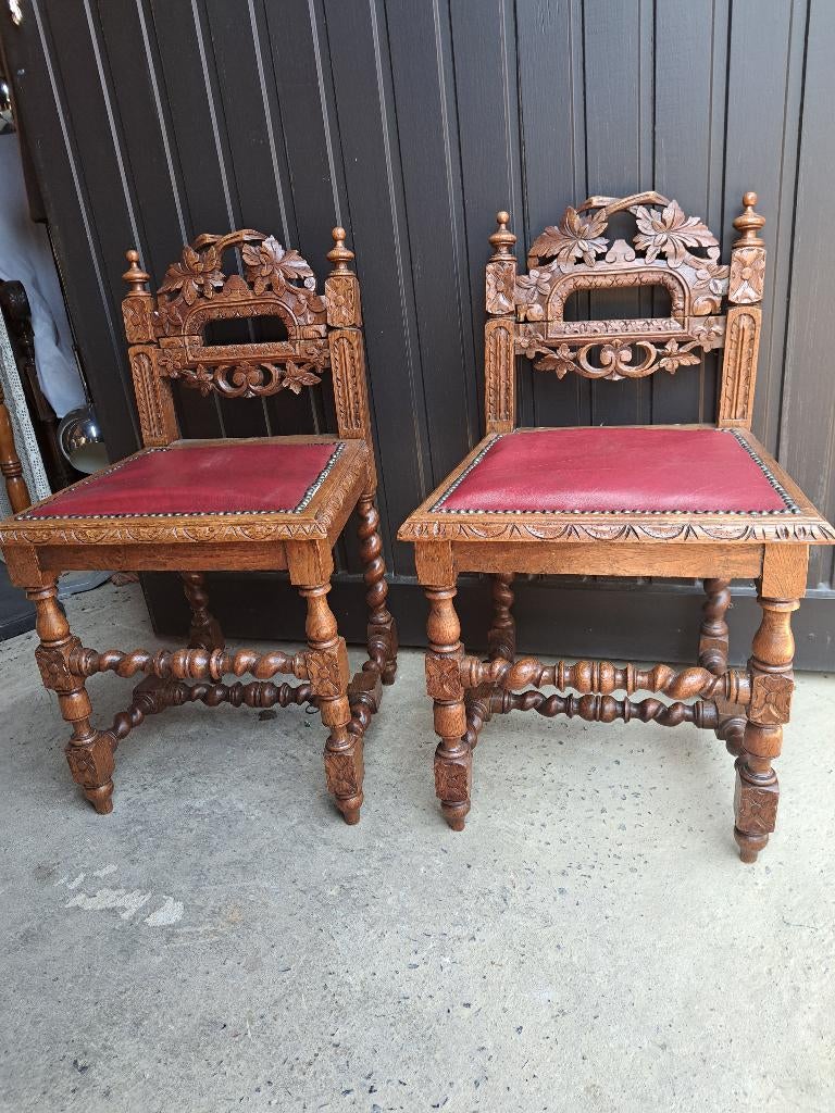 set antieke Handgesneden Kerk of Kasteelstoeltjes stoelen, Enlèvement