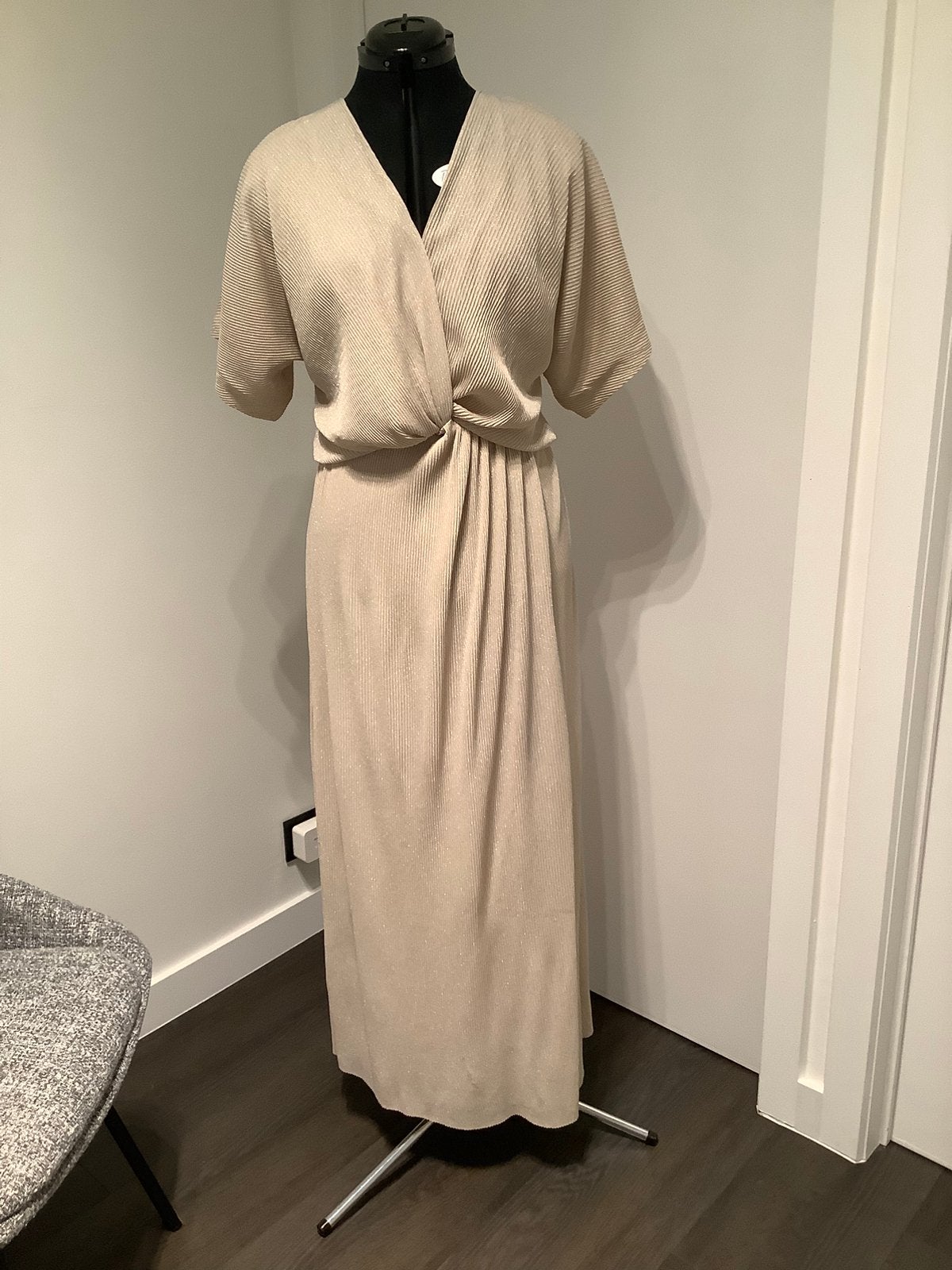 Feestelijke jurk, Kleding | Dames, Overige typen, Beige, Nieuw, Ophalen