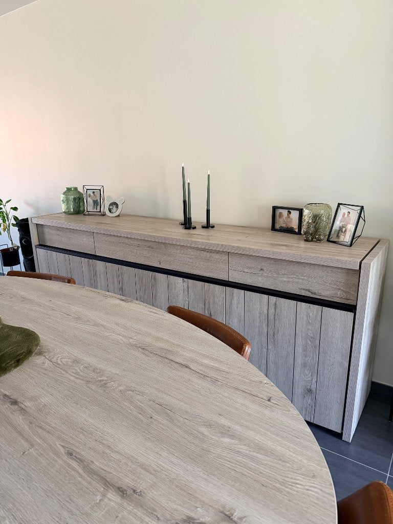Dressoir, Ophalen, Met lade(s), Zo goed als nieuw, 200 cm of meer