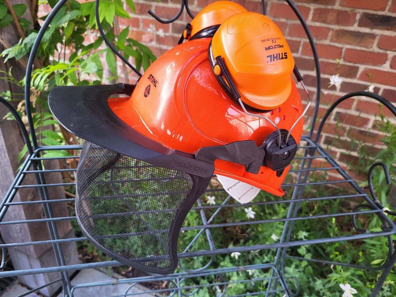 Nouveau casque forestier/casque de scie STIHL avec Peltor, Enlèvement ou Envoi