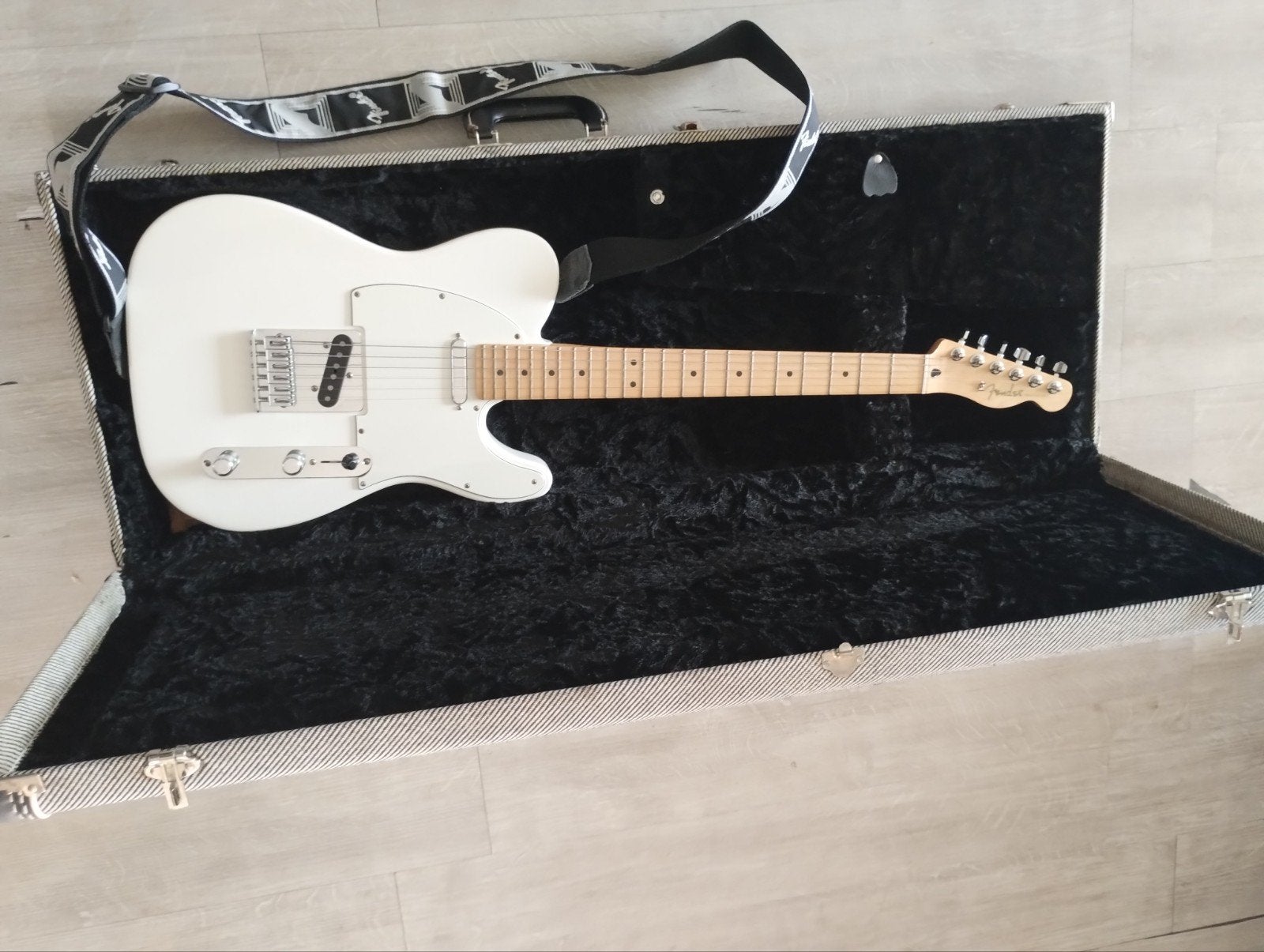 fender telecaster met case zgan, Ophalen of Verzenden, Fender