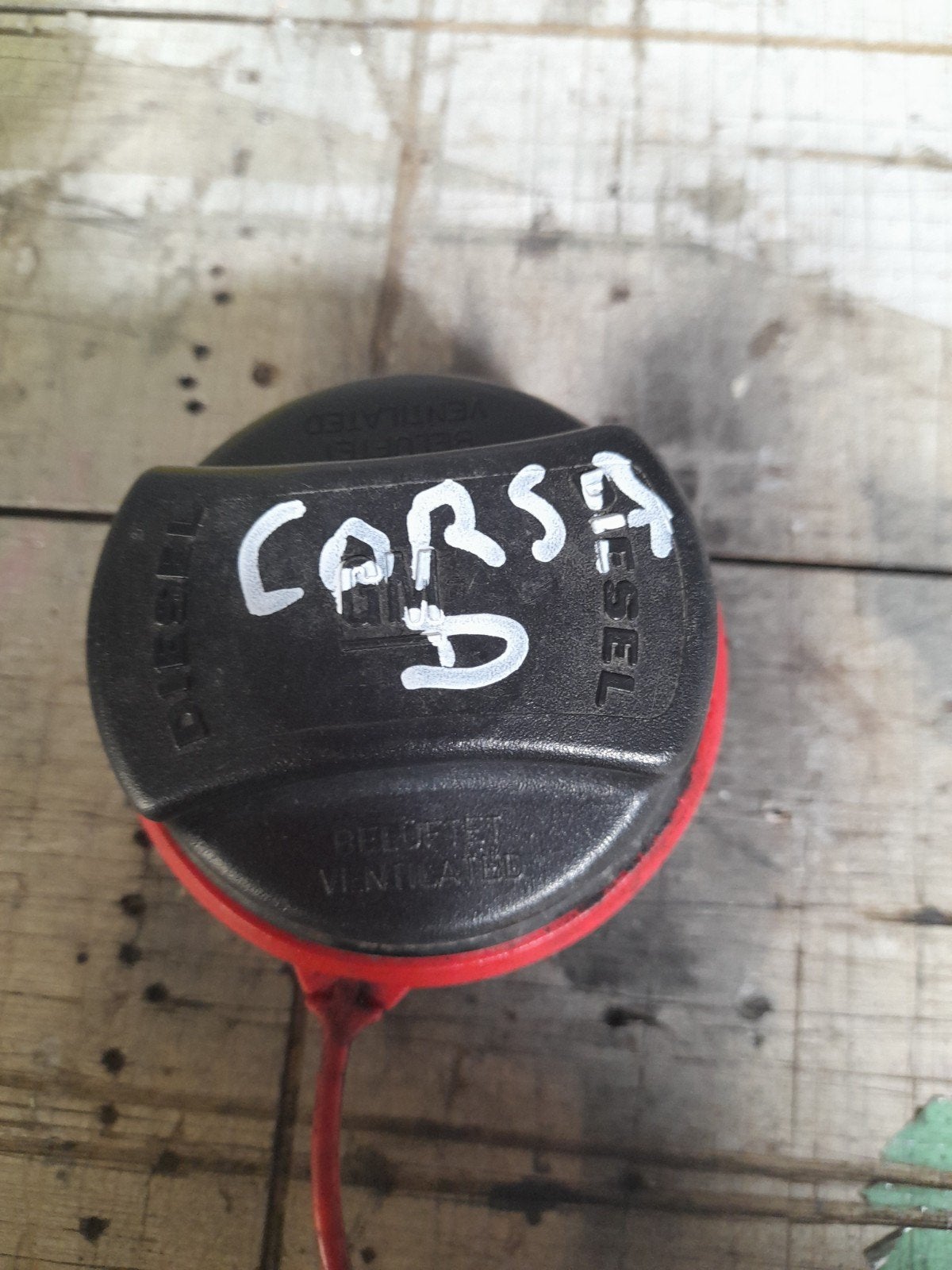 Bouchon de réservoir OPEL CORSA D // 5060 AUVELAIS, Enlèvement ou Envoi, Utilisé, Opel