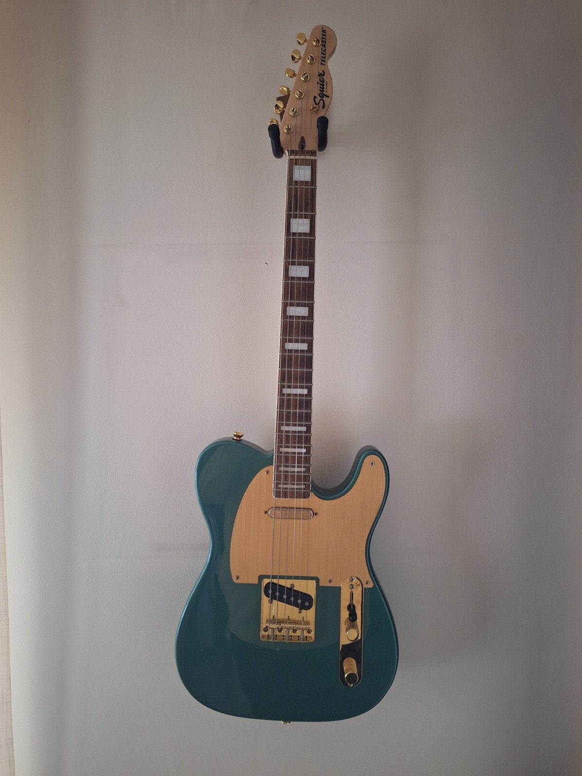 Squier Telecaster 40th Anniversary Gold Edition, Ophalen, Zo goed als nieuw, Solid body, Overige merken