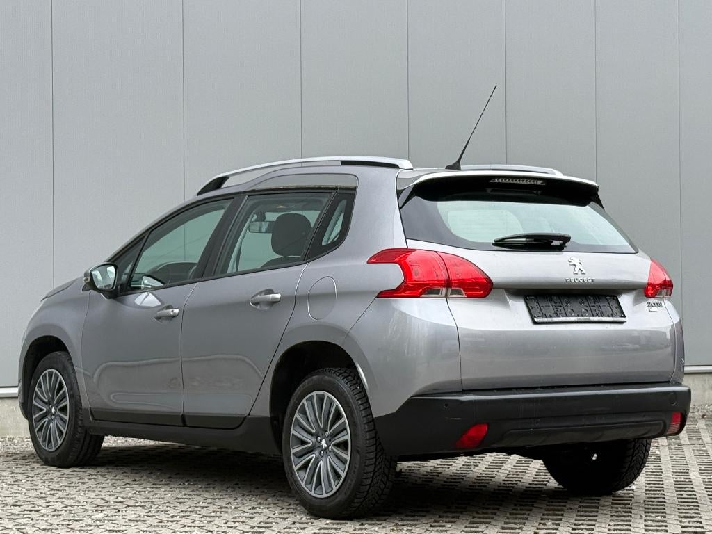 Peugeot 2008 1.6 e-HDi Cruise Navi ParkSensor Airco, Auto's, Peugeot, Voorwielaandrijving, Euro 5, Stof, 4 cilinders