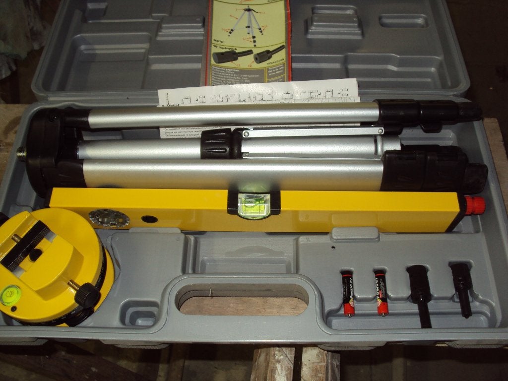 Laserwaterpas in koffer, nieuw.Merk : T U V  ,,GS,,, Doe-het-zelf en Bouw, Ophalen of Verzenden, Nieuw, Accessoires