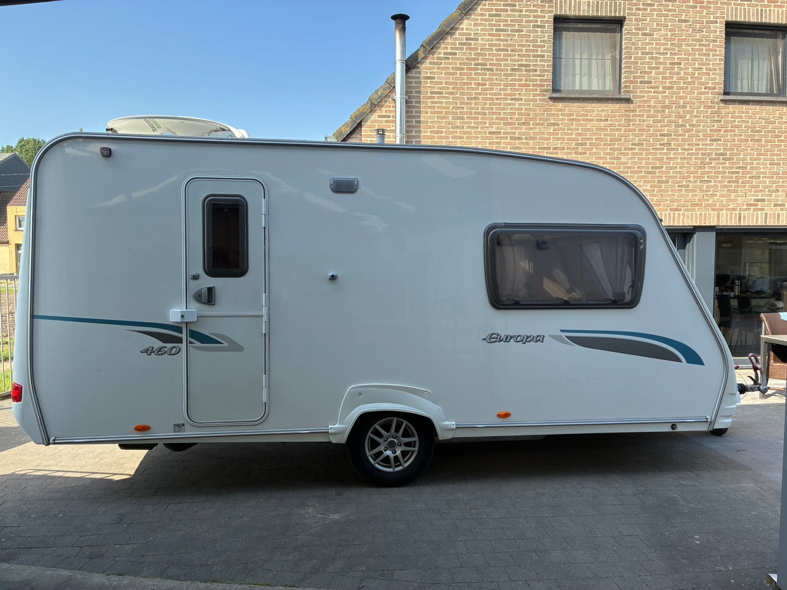 Sprite Europa 460 met aparte bedden, Caravans en Kamperen, Caravans, Ringverwarming, Tot en met 2, Treinzit, Particulier