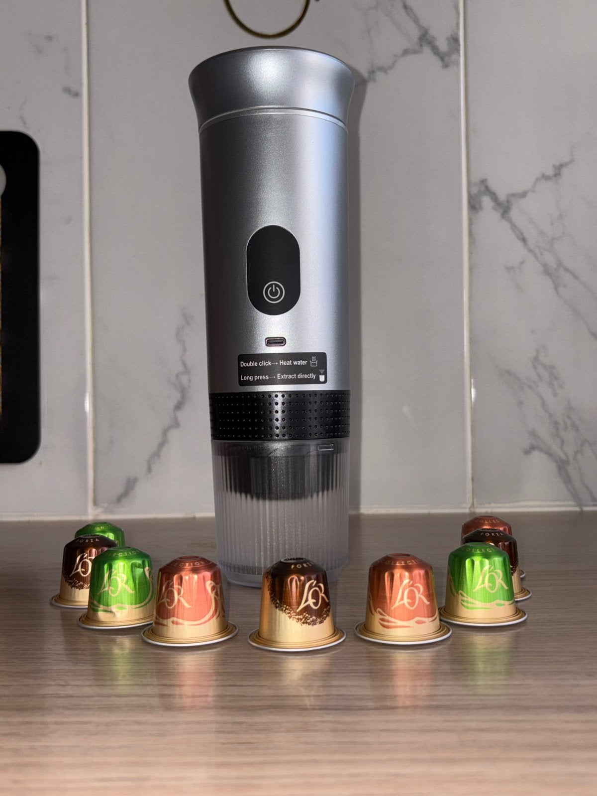 Machine Espresso de voyage, Réservoir d'eau amovible, Enlèvement ou Envoi, Comme neuf, 4 à 10 tasses