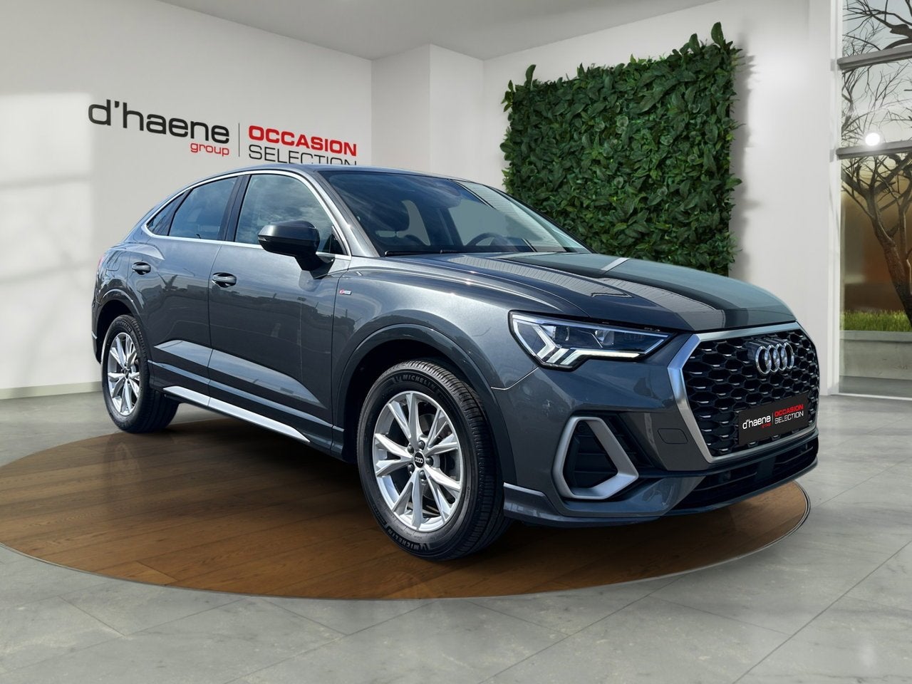 Audi Q3 Sportback Audi Q3 Sportback Business Edition S line, Autos, Argent ou Gris, Achat, 151 g/km, Automatique