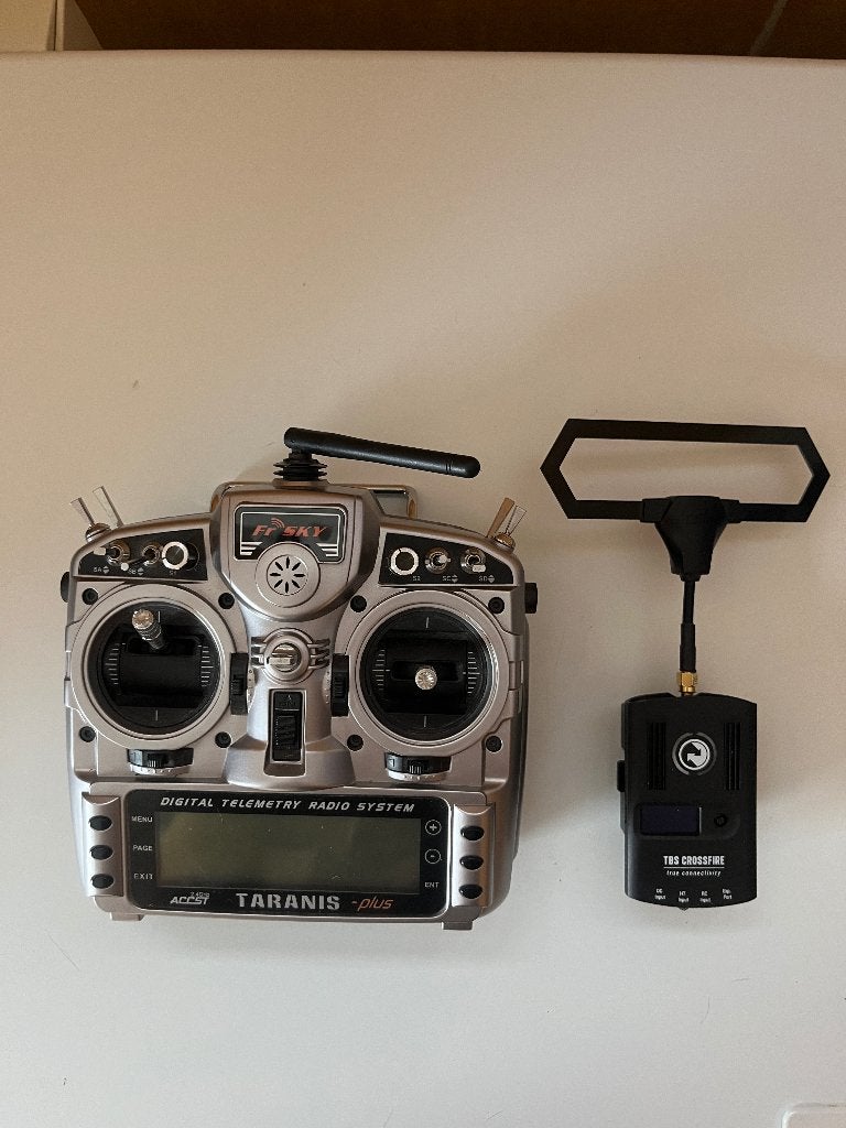 Taranis X9d plus + TBS Crossfire, Hobby & Loisirs créatifs, Enlèvement ou Envoi, Utilisé