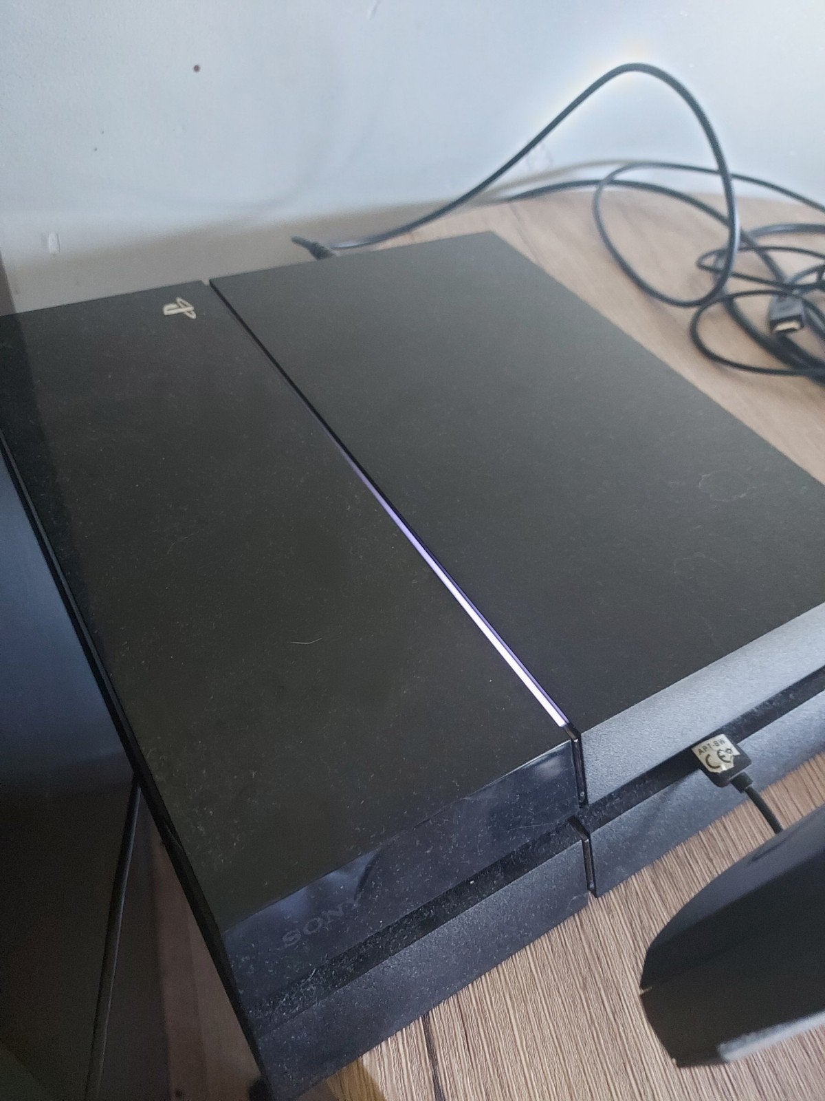 PS4 + 2 controllers + oplaadkabel, Games en Spelcomputers, Spelcomputers | Sony PlayStation 4, Ophalen