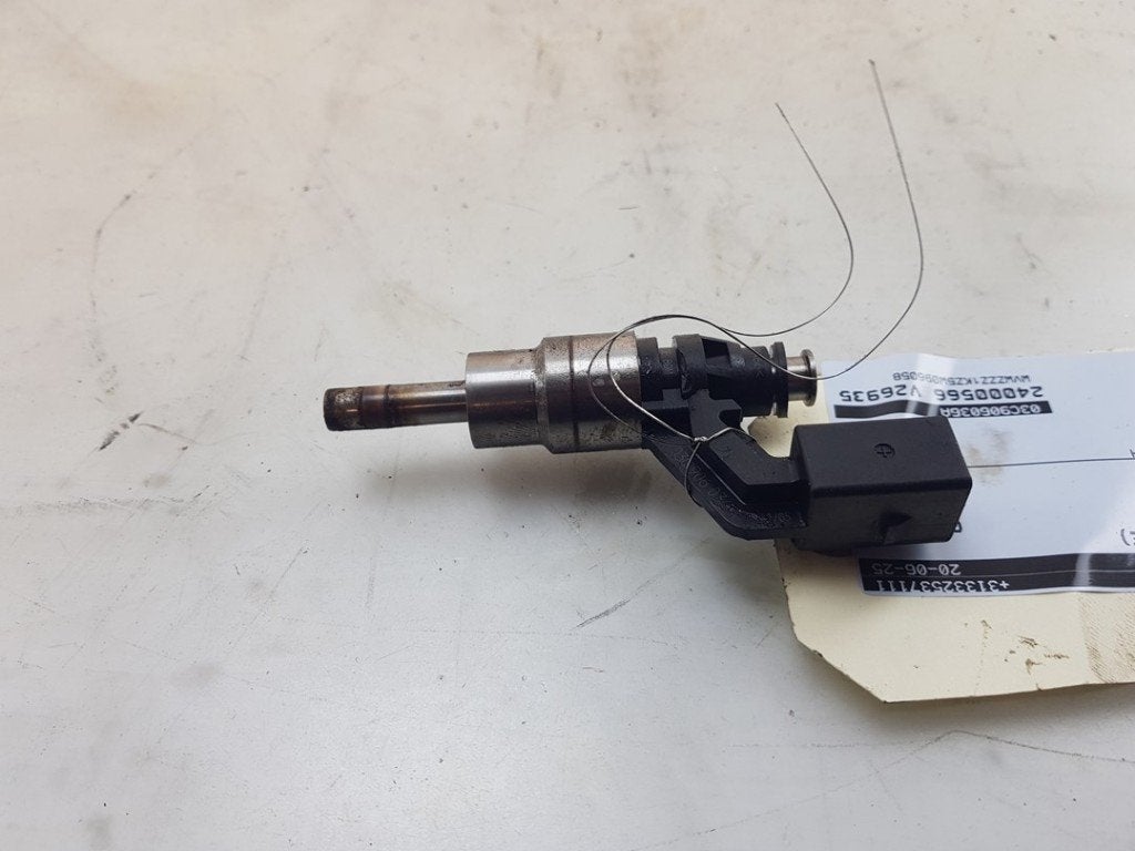 INJECTEUR Volkswagen Golf V (1K1) (|03C906036A|0261500016|), Utilisé, Volkswagen