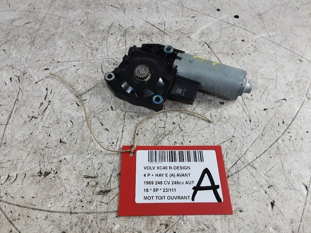 TOIT OUVRANT MOTEUR Volvo XC40 (XZ) (9929003868), Mevr. I. Hauben, Rue de l'Espoir 34 34
4030  GRIVEGNÉE, BE, Info@Collignon.be
