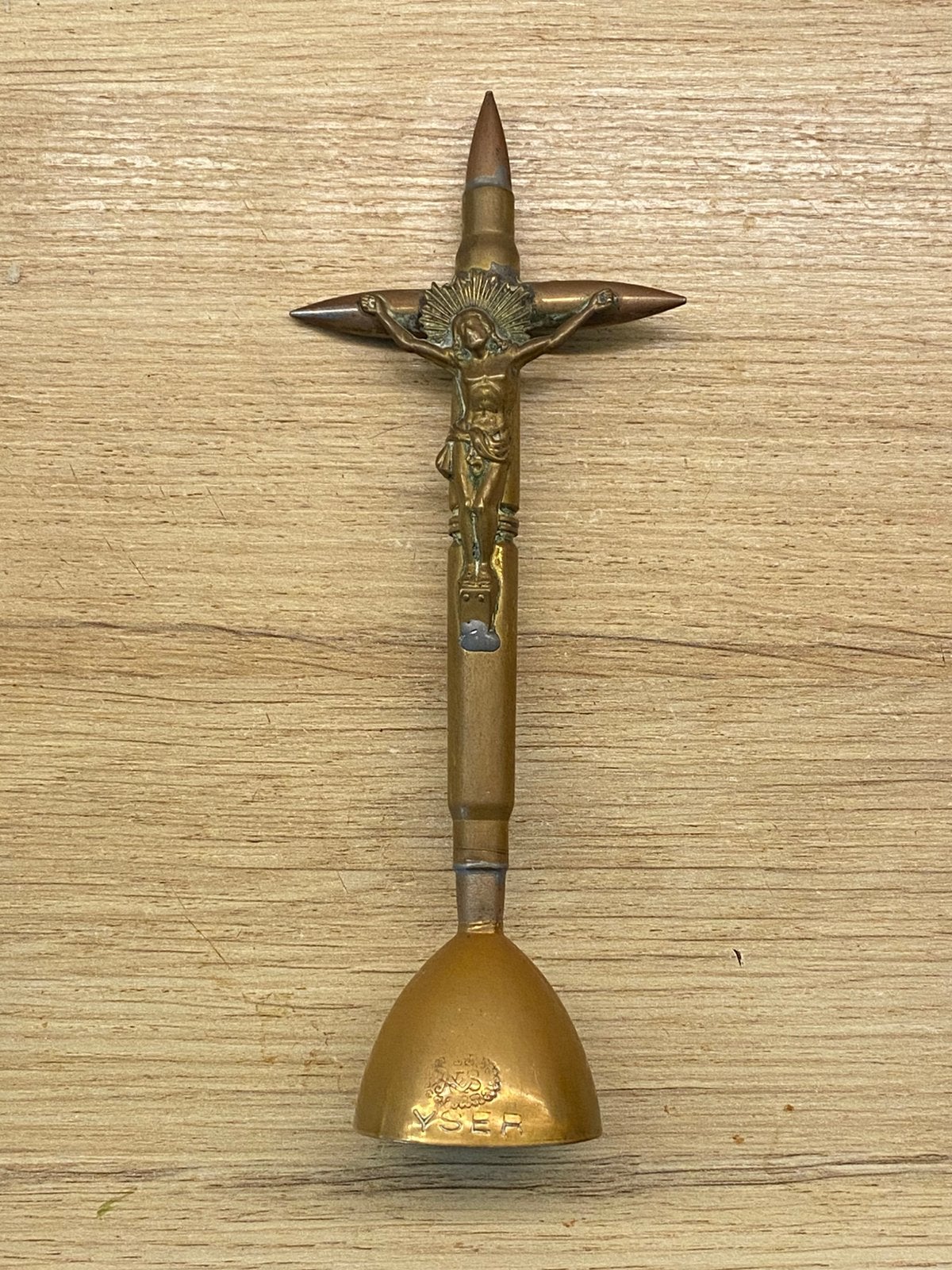 Yser, artisanat de tranchée, jesus crucifié, Enlèvement ou Envoi
