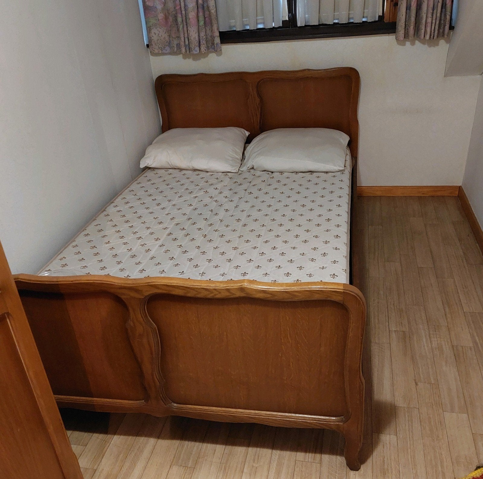 sceptique, Queen size, Comme neuf, Enlèvement, 120 cm
