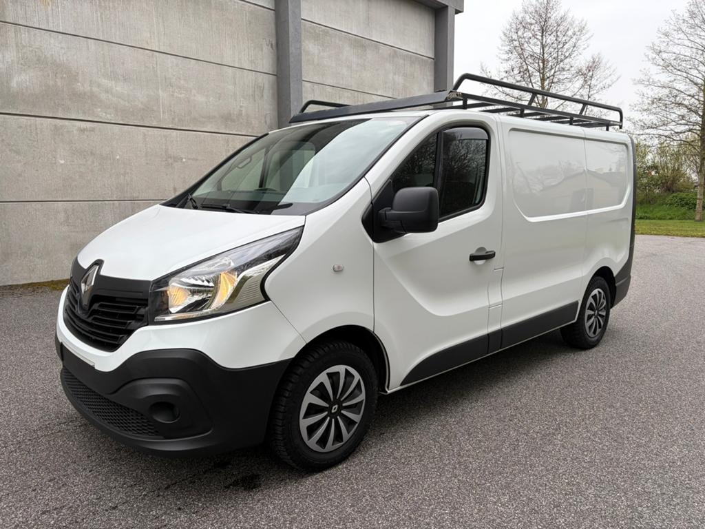 Renault Trafic CAMPER Lichte Vracht 1.6DCI 2017 124.000km, Voorwielaandrijving, Stof, Euro 6, Wit