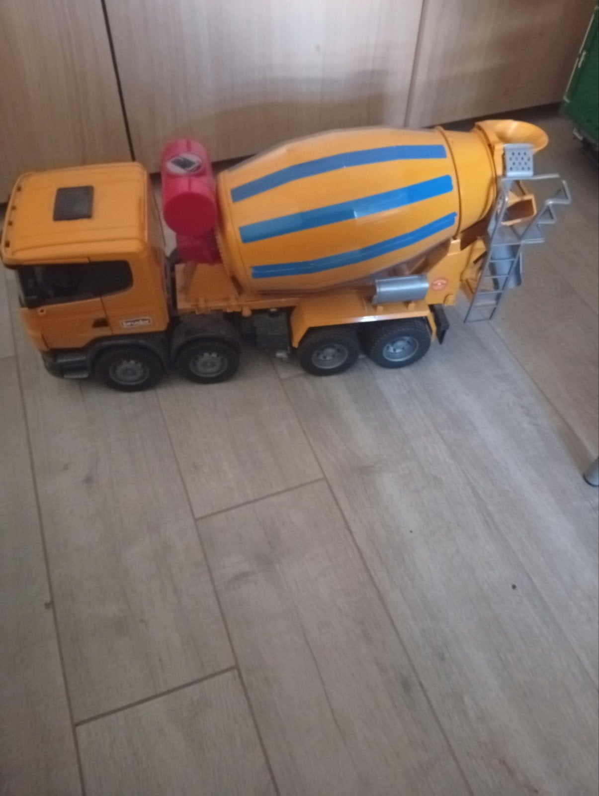 Lots de jouets camions à donner, Enfants & Bébés, Enlèvement