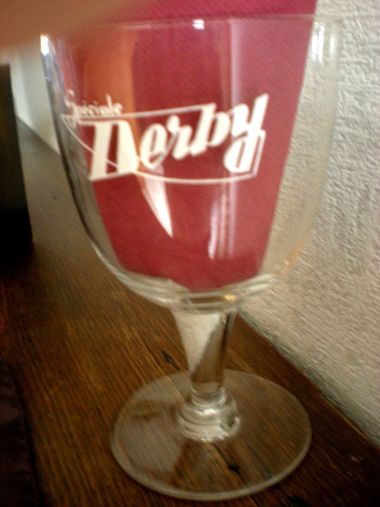 Speciale DERBY, Enlèvement ou Envoi, Comme neuf, Verre ou Verres